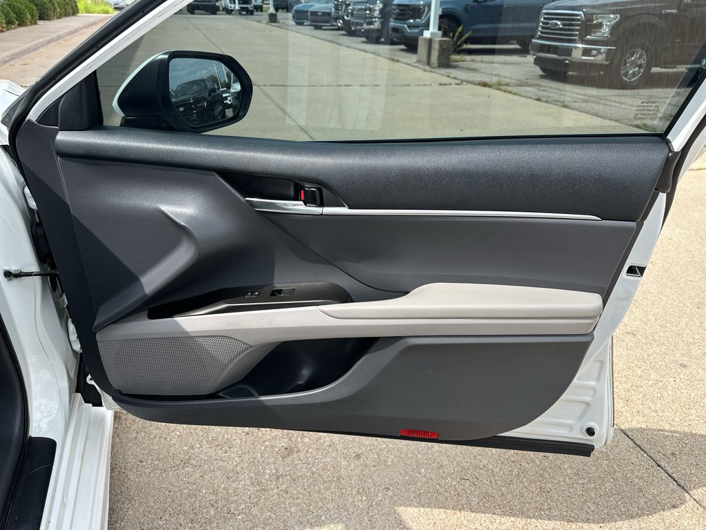 Used 2021 Super White Toyota SE image 29