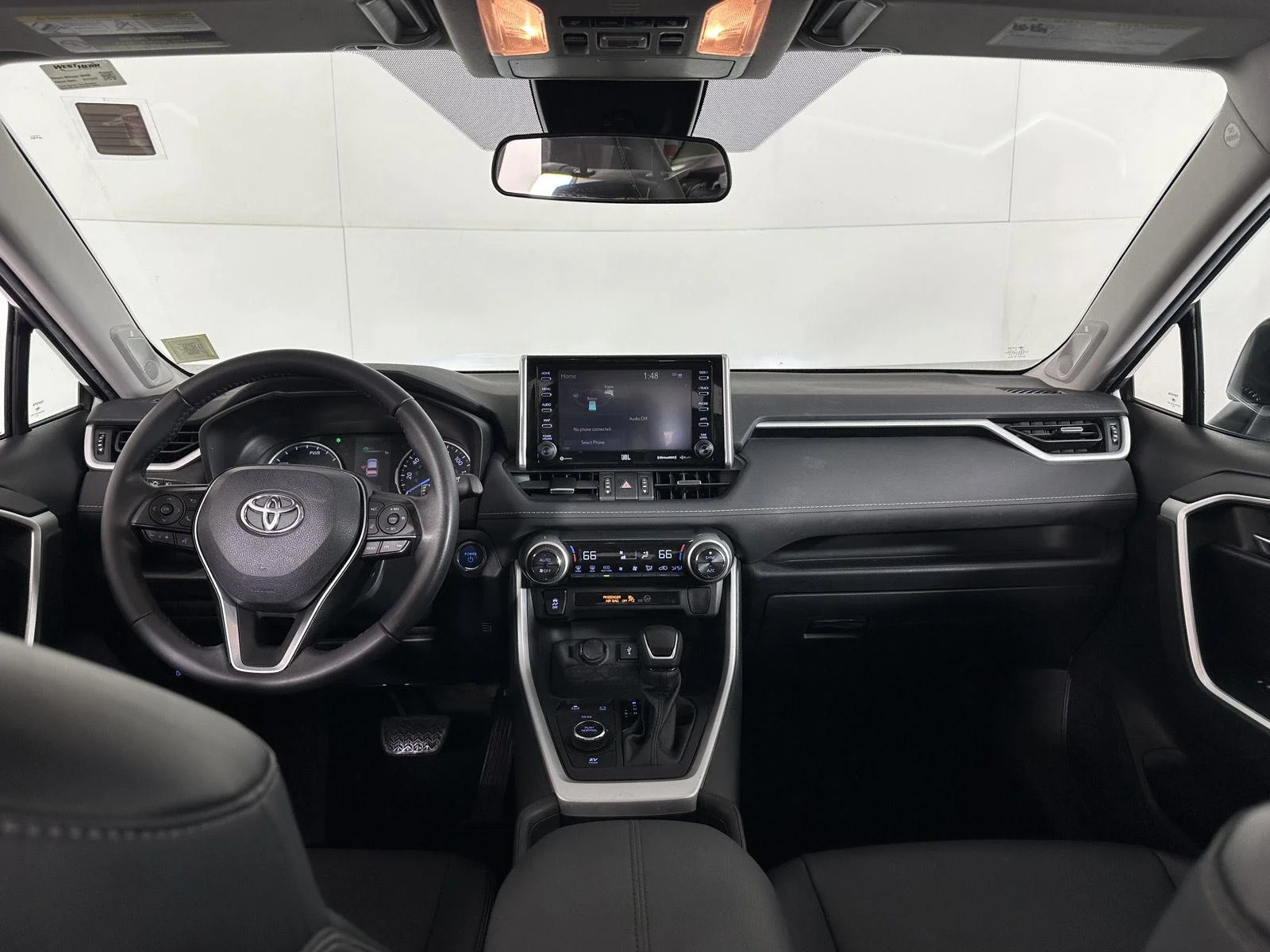 Used 2021 Silver Sky Metallic Toyota XLE Premium image 18