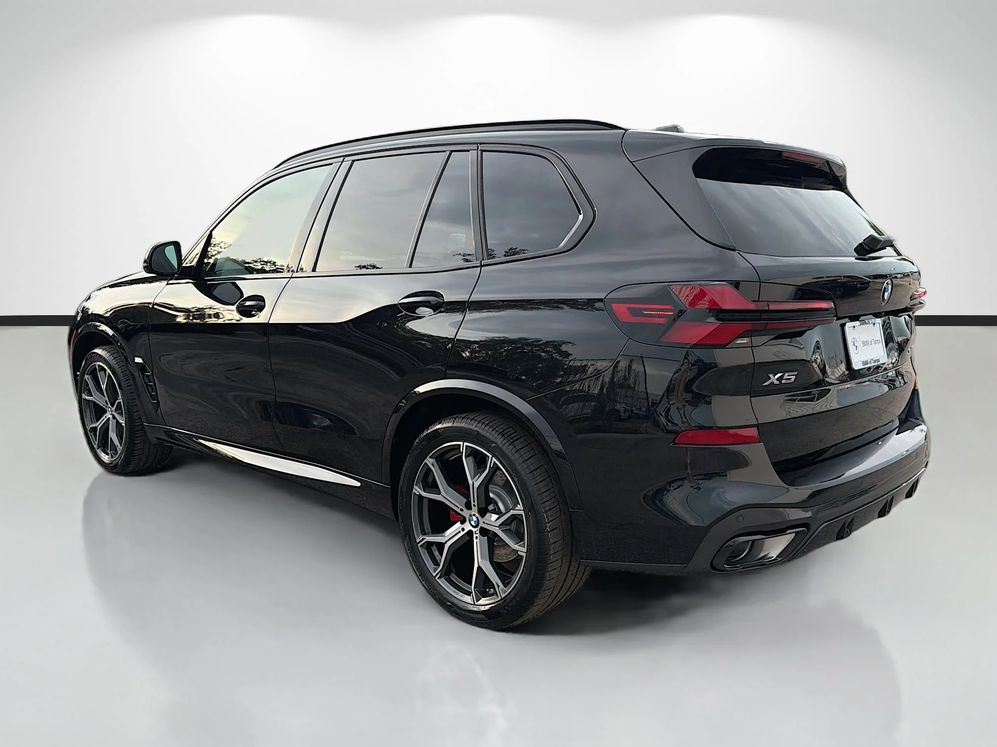 New 2026 Black Sapphire Metallic BMW xDrive40i image 5