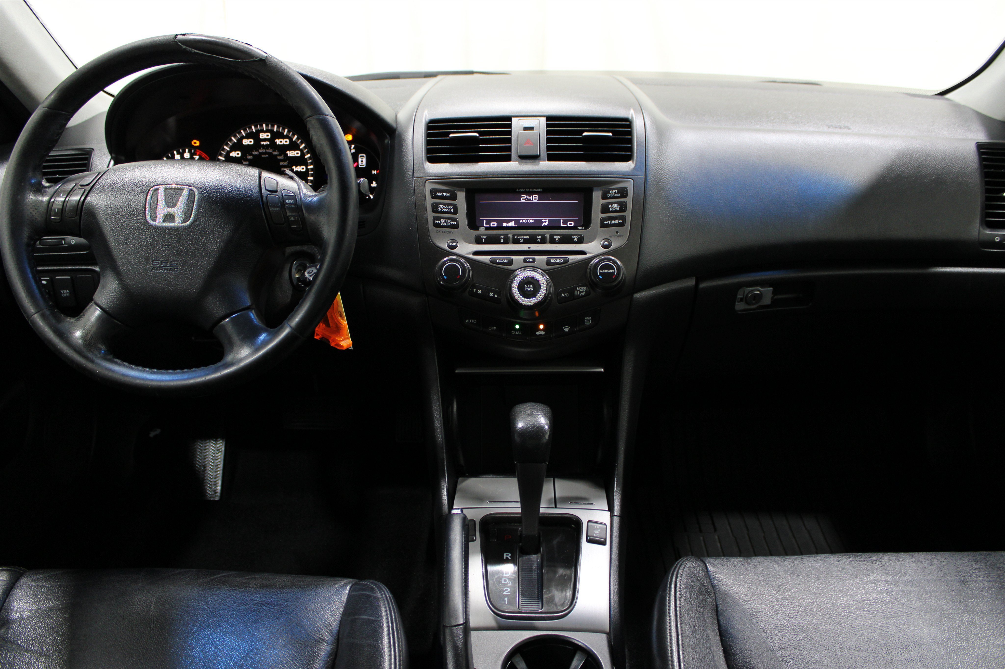 Used 2007  Honda EX-L image 2