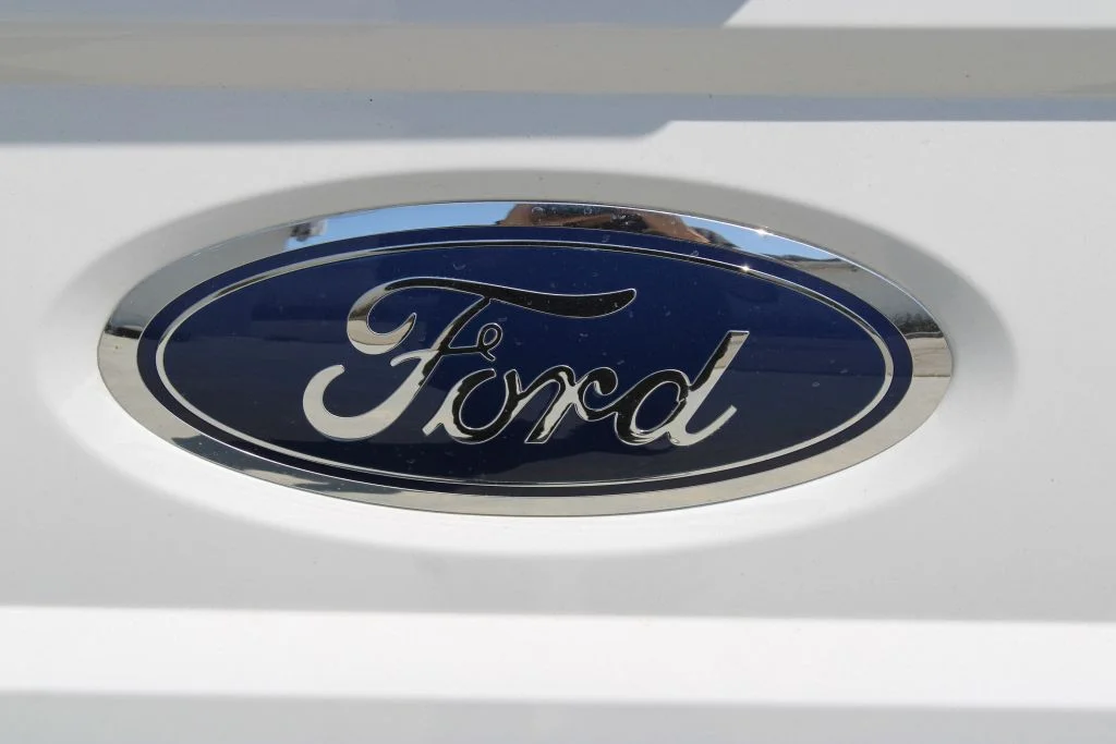 Used 2019 White Ford XL image 10
