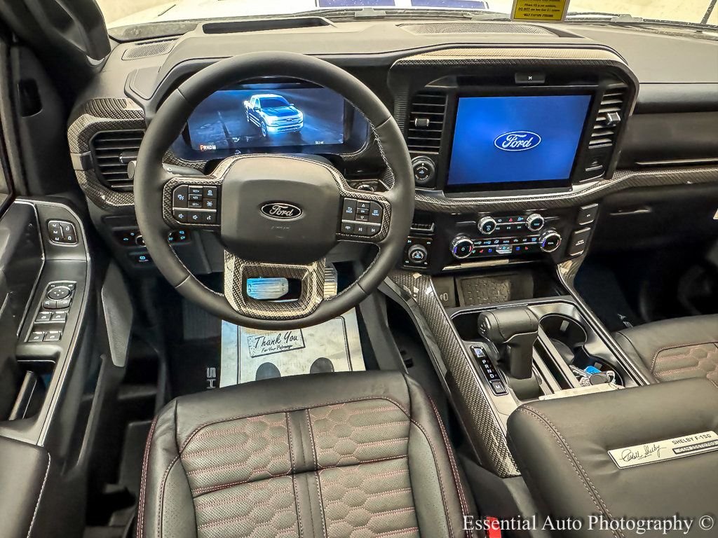 New 2025 Oxford White Ford Lariat® image 14