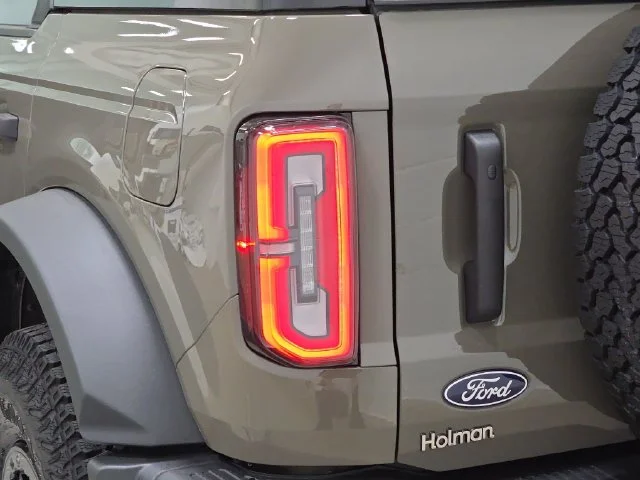 New 2026 Marsh Gray Ford Badlands image 33
