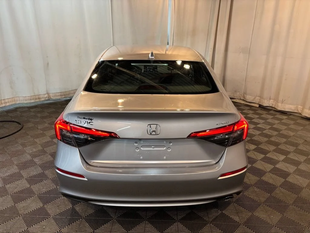 Certified Used 2023 Lunar Silver Metallic Honda 2.0L 4D SPORT image 32