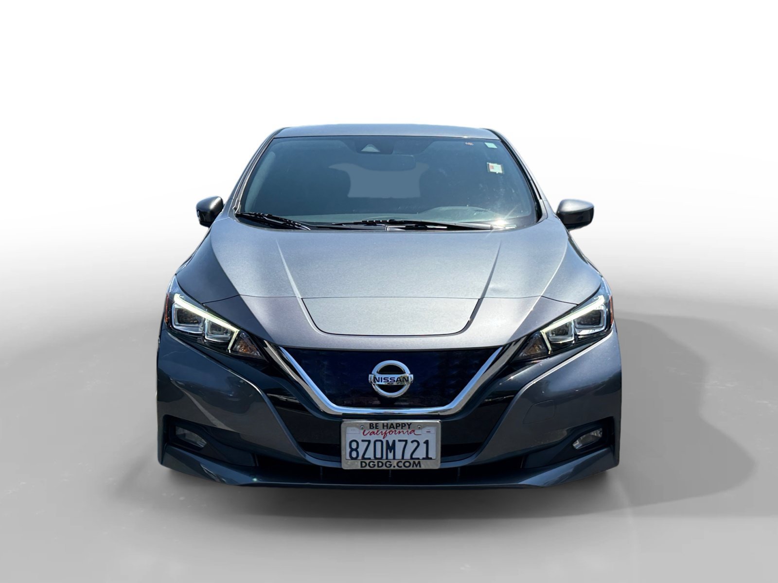Used 2022 Gun Metallic Nissan SV image 8