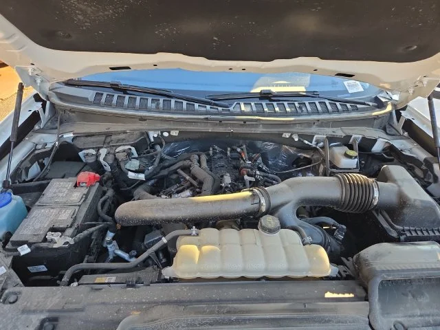 Certified Used 2025 Oxford White Ford Active image 22