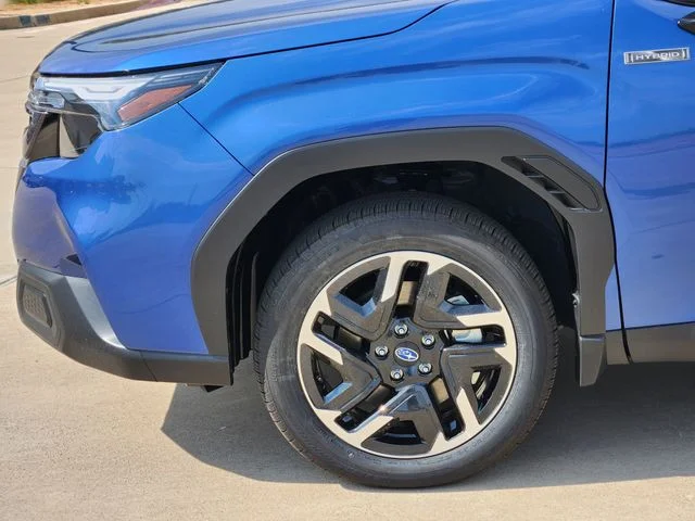 New 2026 DAYBREAK BLUE PEARL Subaru Premium Hybrid image 6