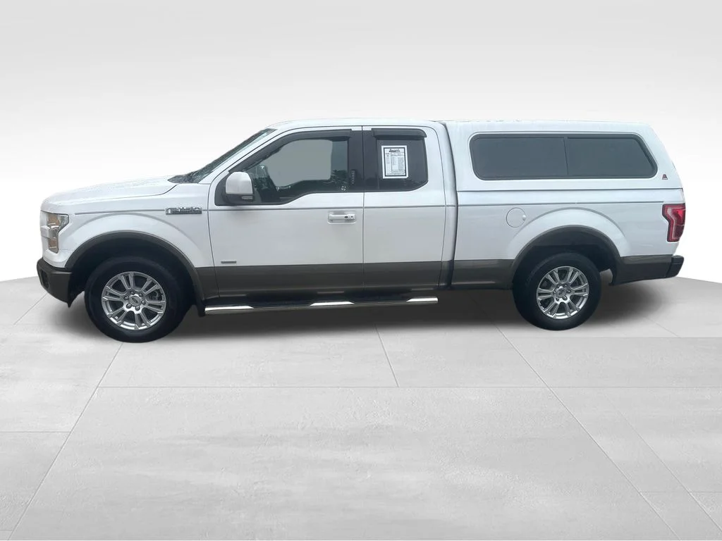 Used 2015  Ford Lariat image 7