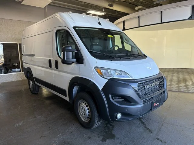 2027 RAM ProMaster Cargo Van Tradesman