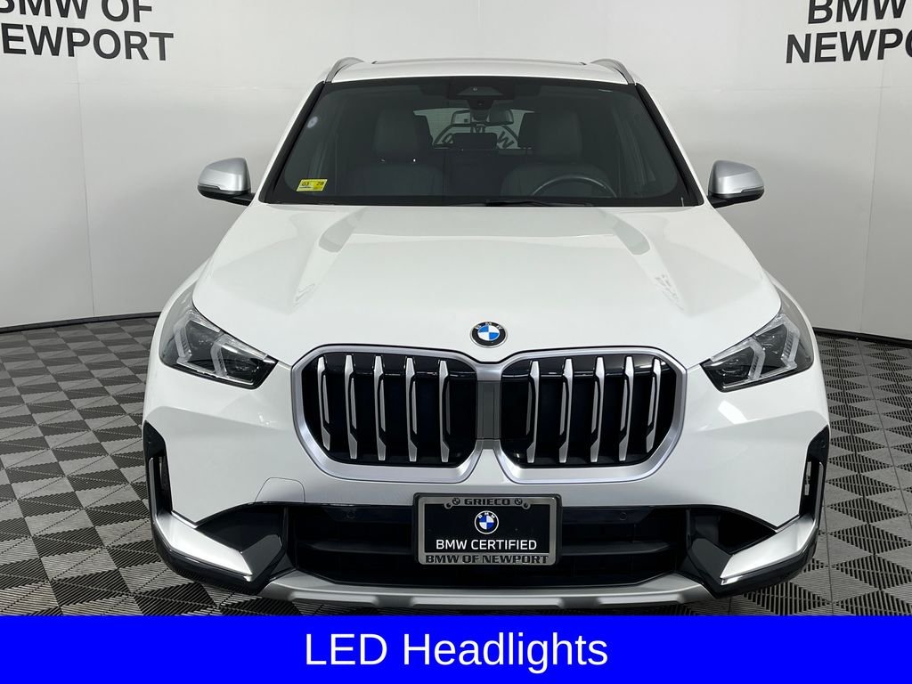 Used 2024 White BMW xDrive28i image 7