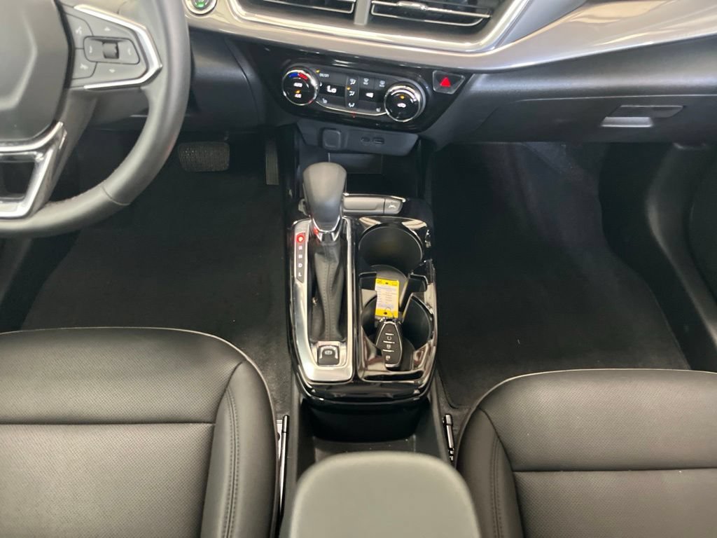 2025 Chevrolet Trax Activ - Photo 10