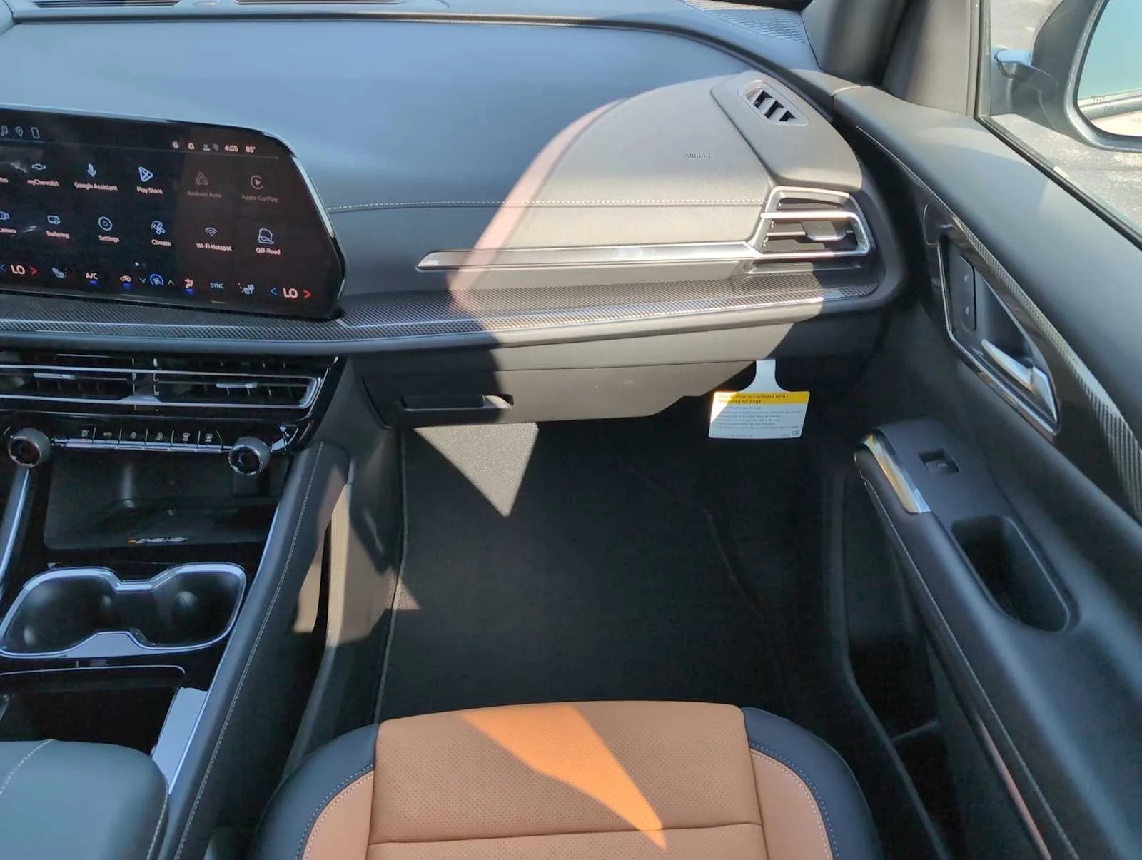 2027 Chevrolet Traverse Z71 - Photo 29