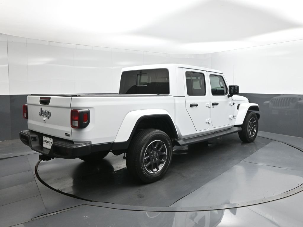 Used 2023 White Jeep Overland image 8