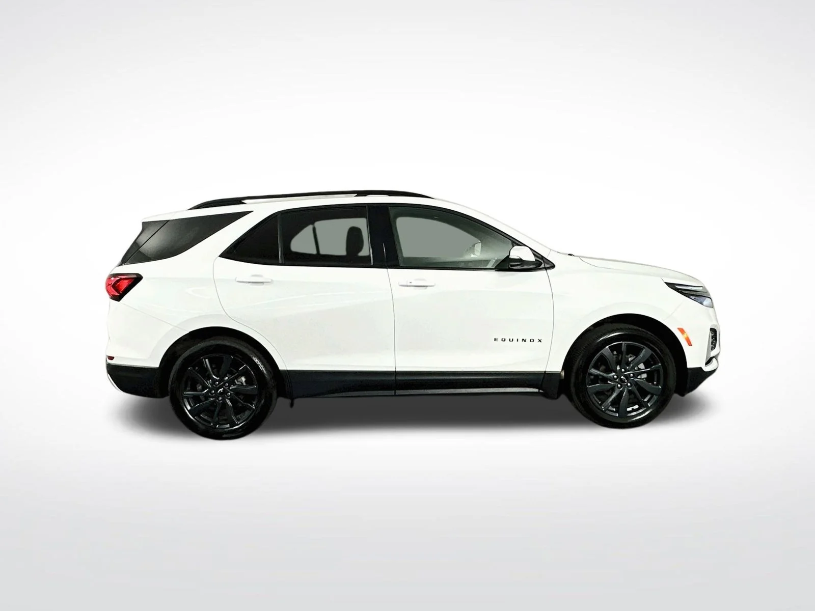 Used 2023 Summit White Chevrolet RS image 9