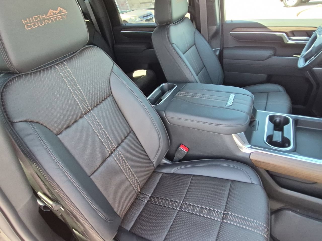 2026 Chevrolet Silverado 2500 HD High Country - Photo 29