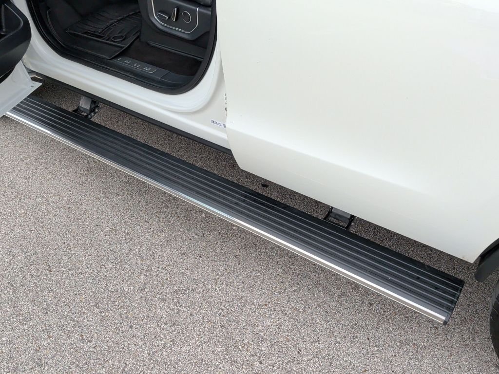Used 2022 White Ford Platinum image 52
