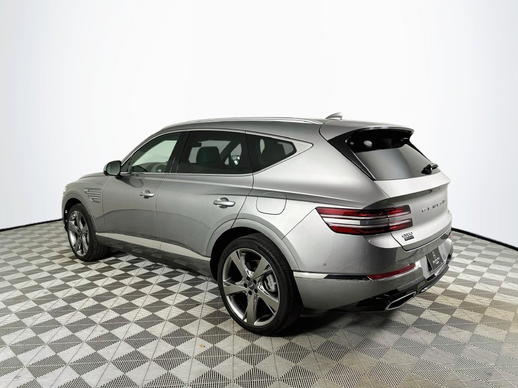 Used 2023 Silver Genesis 3.5T image 5
