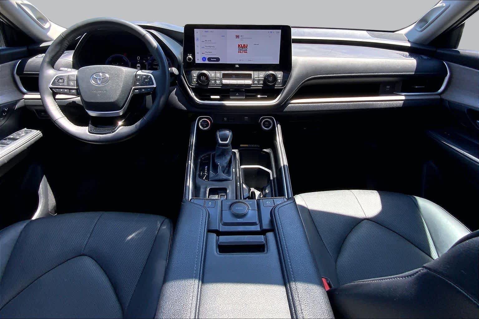 Used 2025 Storm Cloud Toyota Hybrid Limited image 16