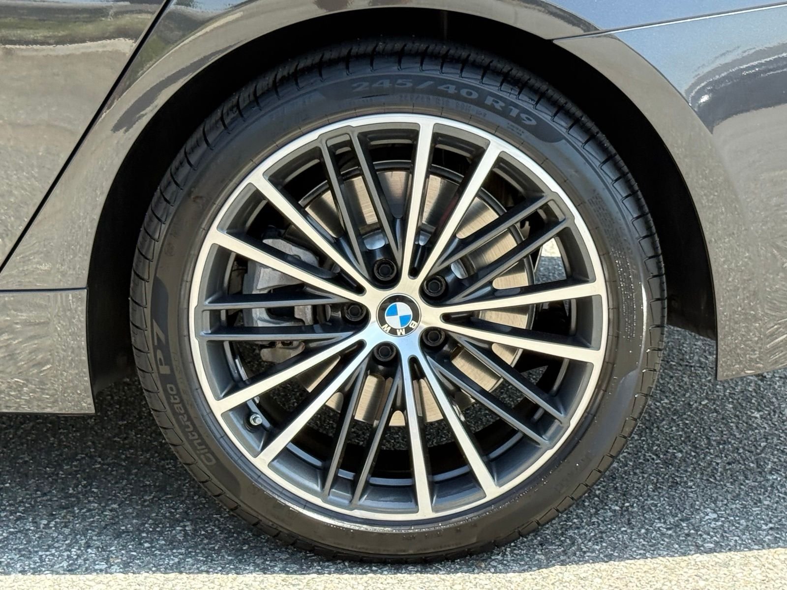 Certified Used 2023 Dark Graphite Metallic BMW 540i image 18
