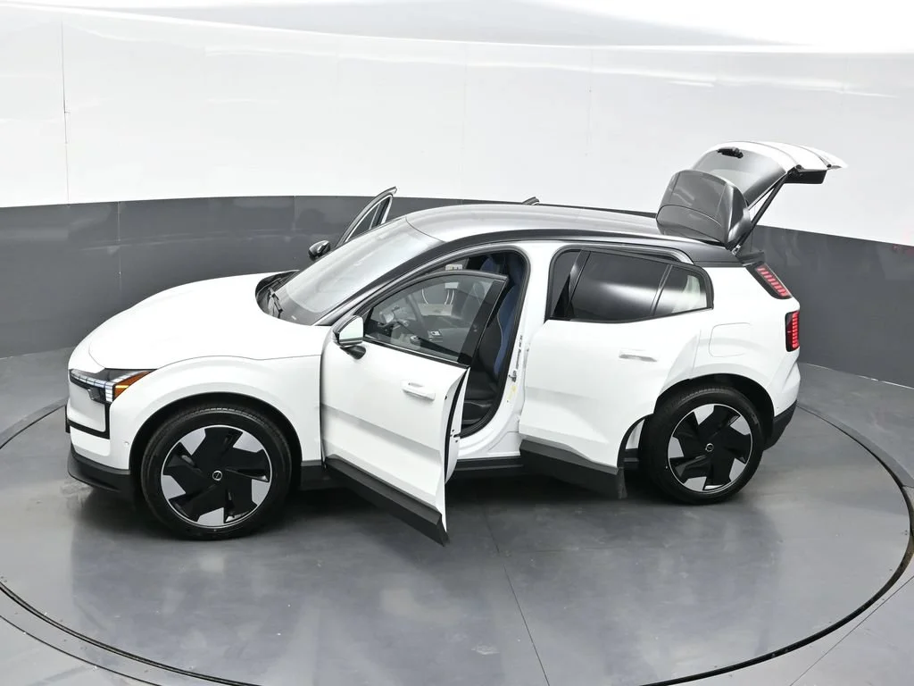 New 2026 Crystal White Volvo Twin Motor Performance Ultra image 52