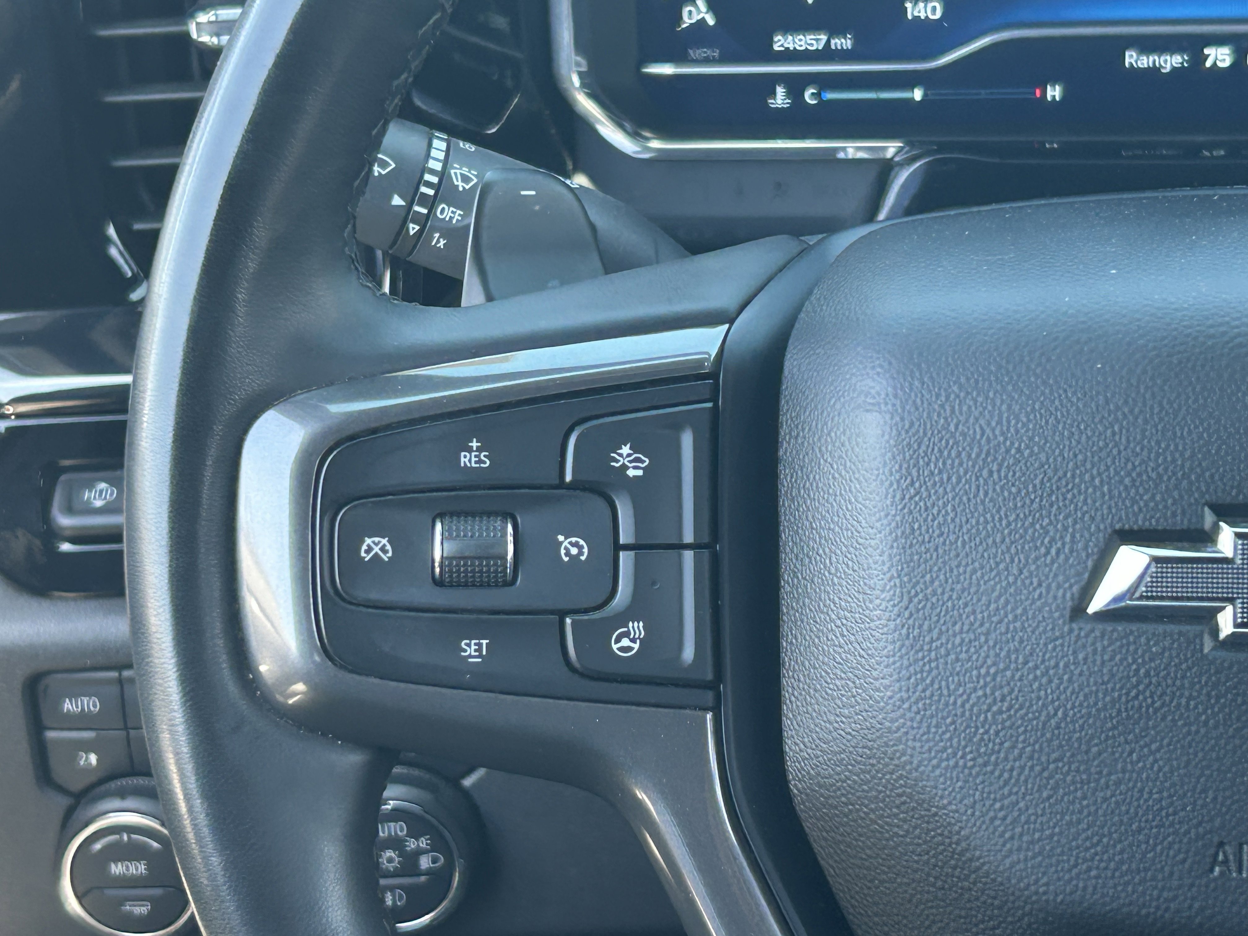2025 Chevrolet Silverado 1500 ZR2 - Photo 23