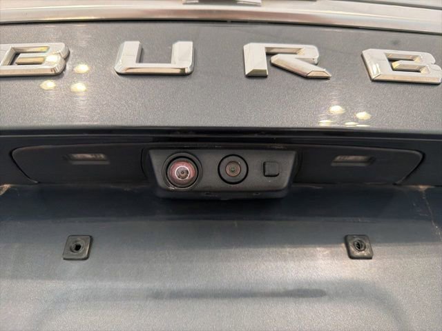 Used 2021 SHADOW GRAY METALLIC Chevrolet High Country image 8