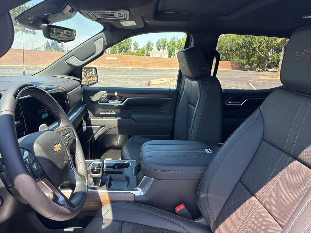 2026 Chevrolet Silverado 1500 High Country - Photo 16