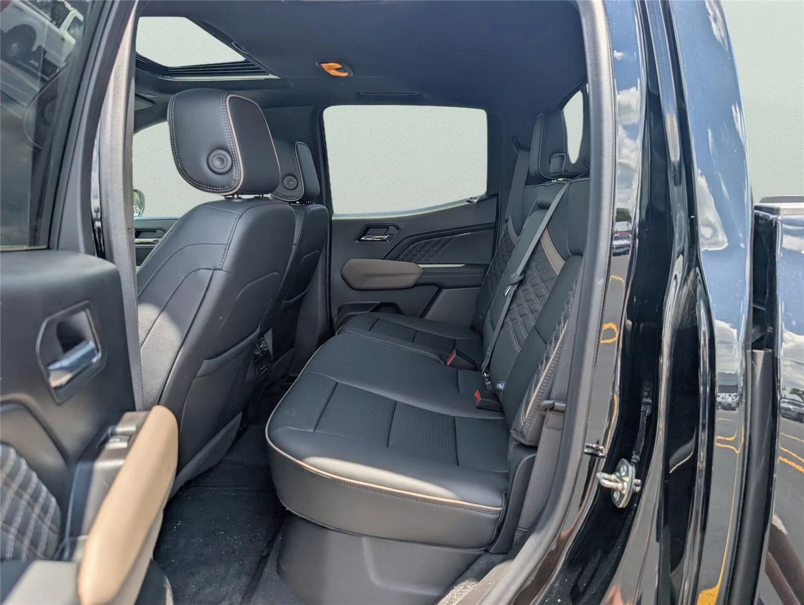 2026 GMC Canyon Denali - Photo 12