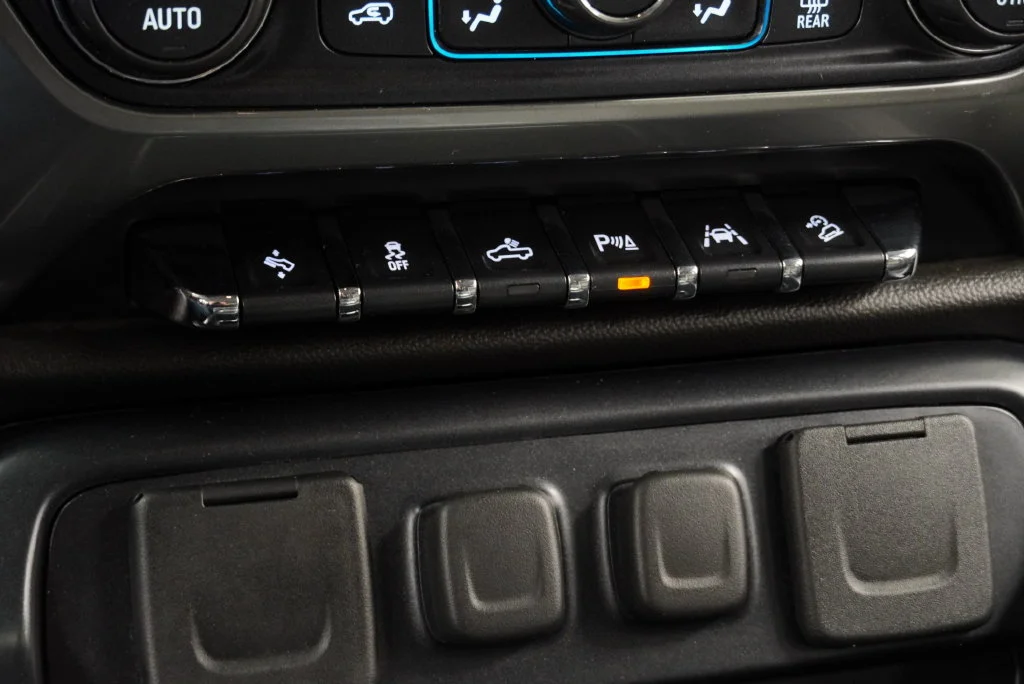 Used 2016 Black Chevrolet LTZ 2LZ image 28