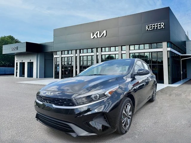 Certified Used 2022 Black Kia LXS image 4
