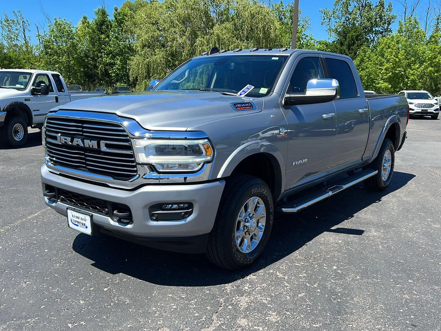 Used 2022 Billet Silver Metallic Clearcoat Ram Laramie image 15