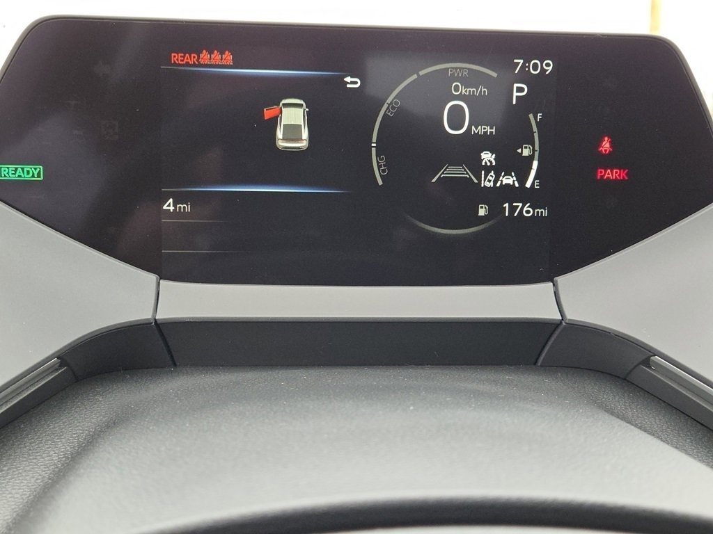 2026 Toyota Prius LE - Photo 29