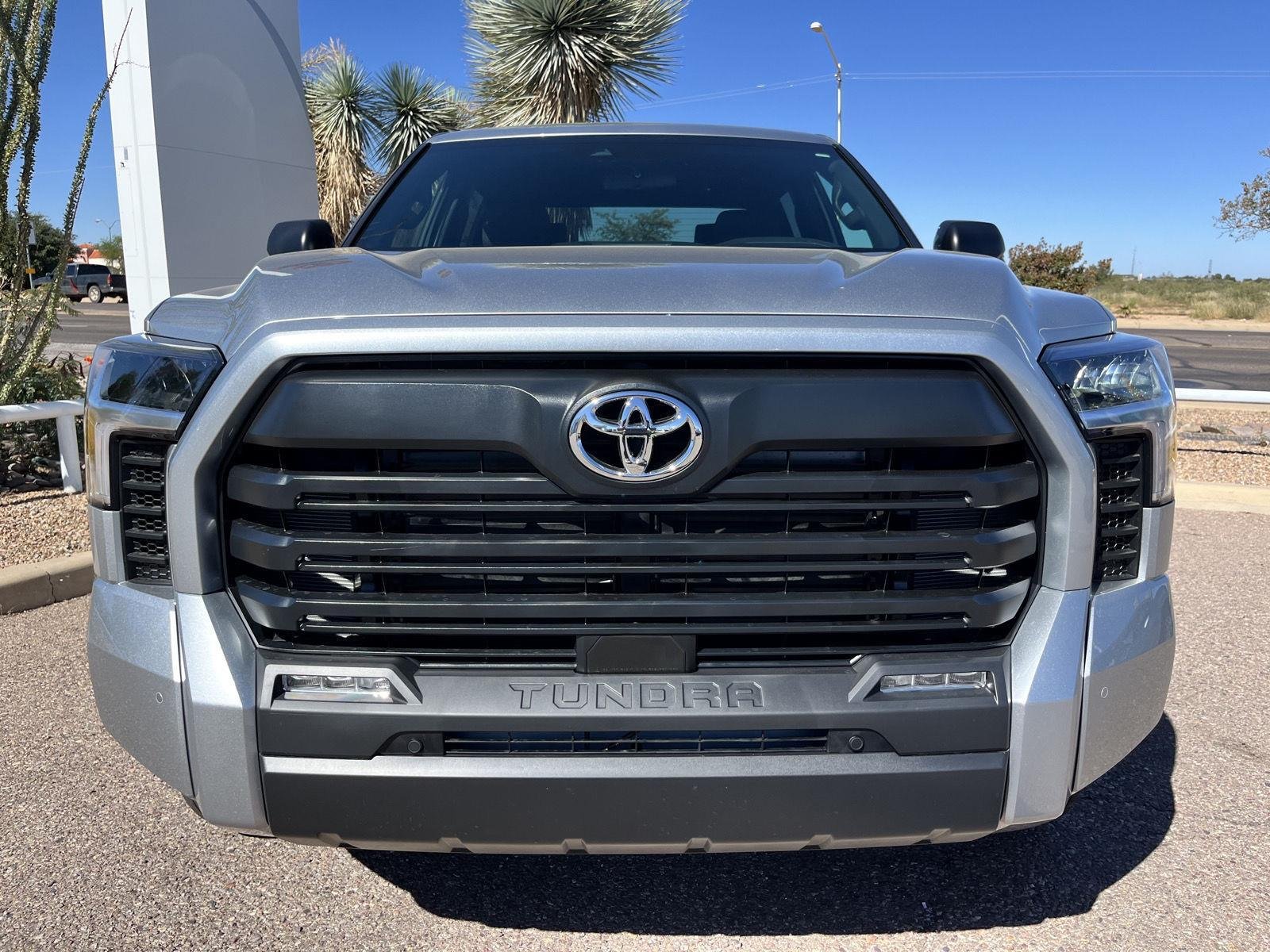 2026 Toyota Tundra SR5 - Photo 8