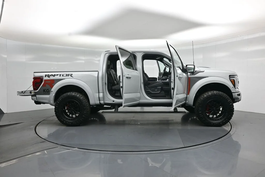 New 2026 Avalanche Ford Raptor image 4