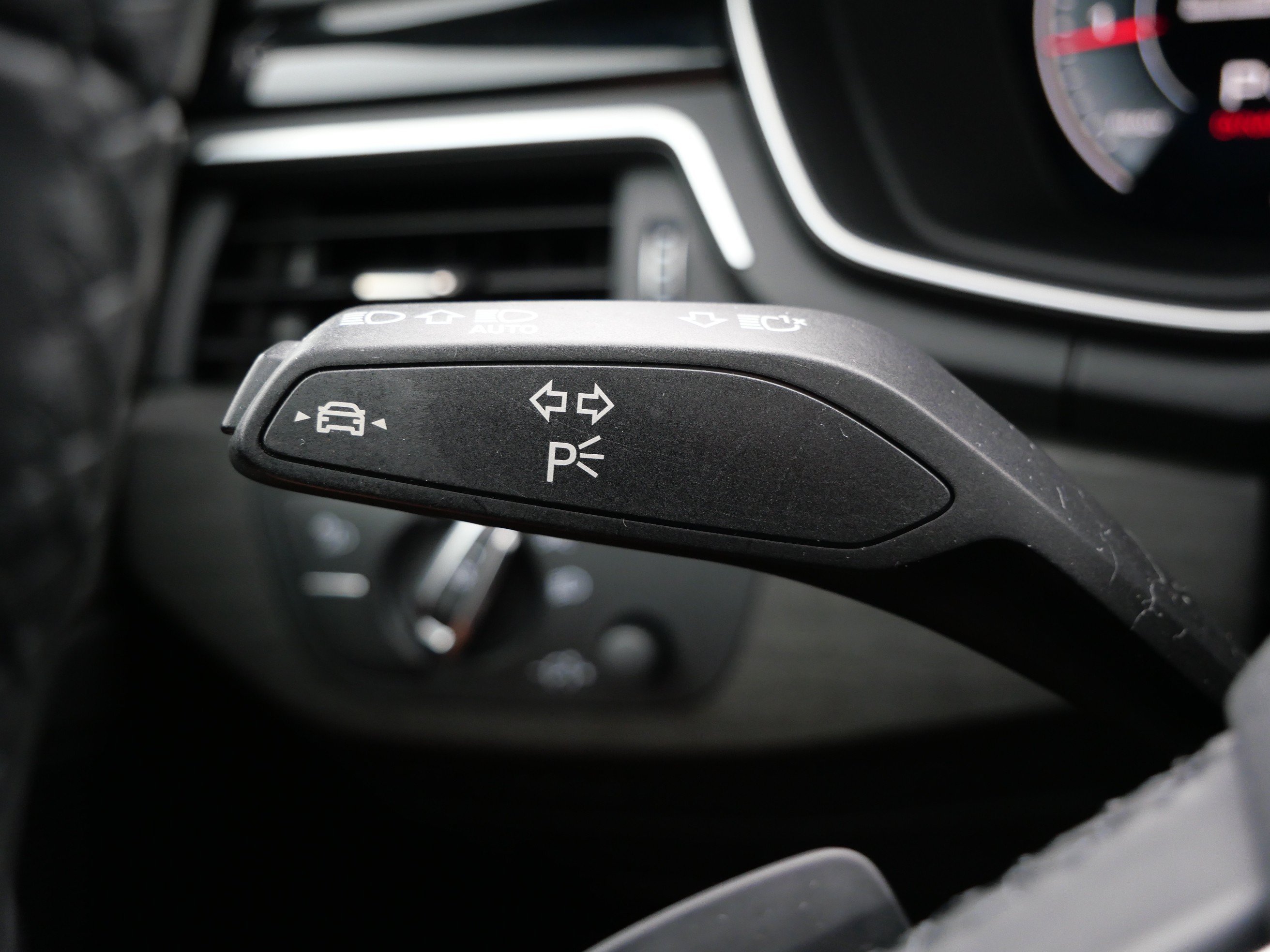Used 2024 Arkona White Audi S line Premium Plus image 31