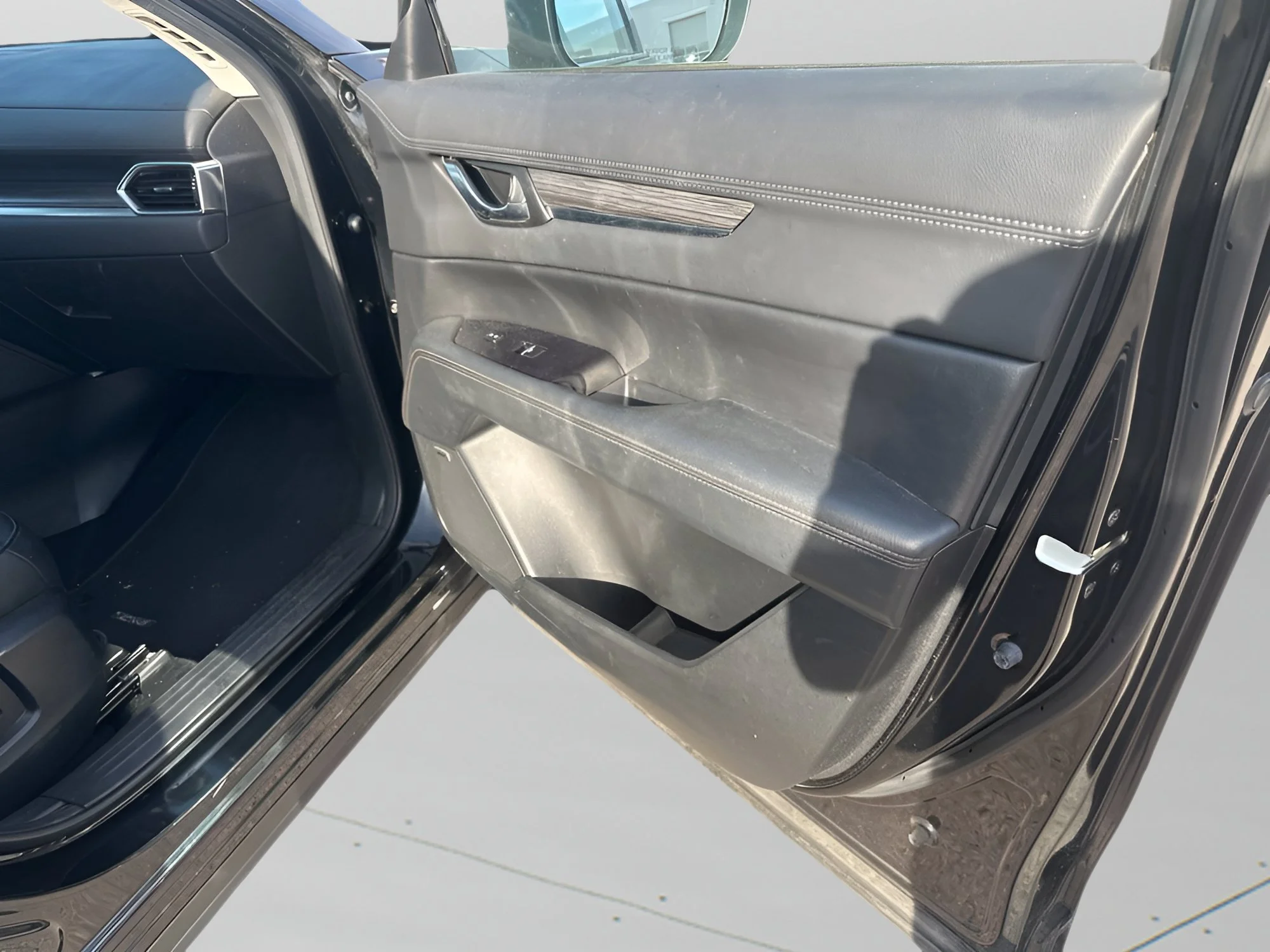Used 2019 Jet Black Mica Mazda Grand Touring Reserve image 17