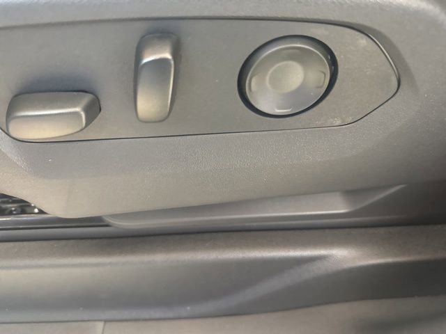 New 2026 Polar White Tricoat Chevrolet High Country image 8