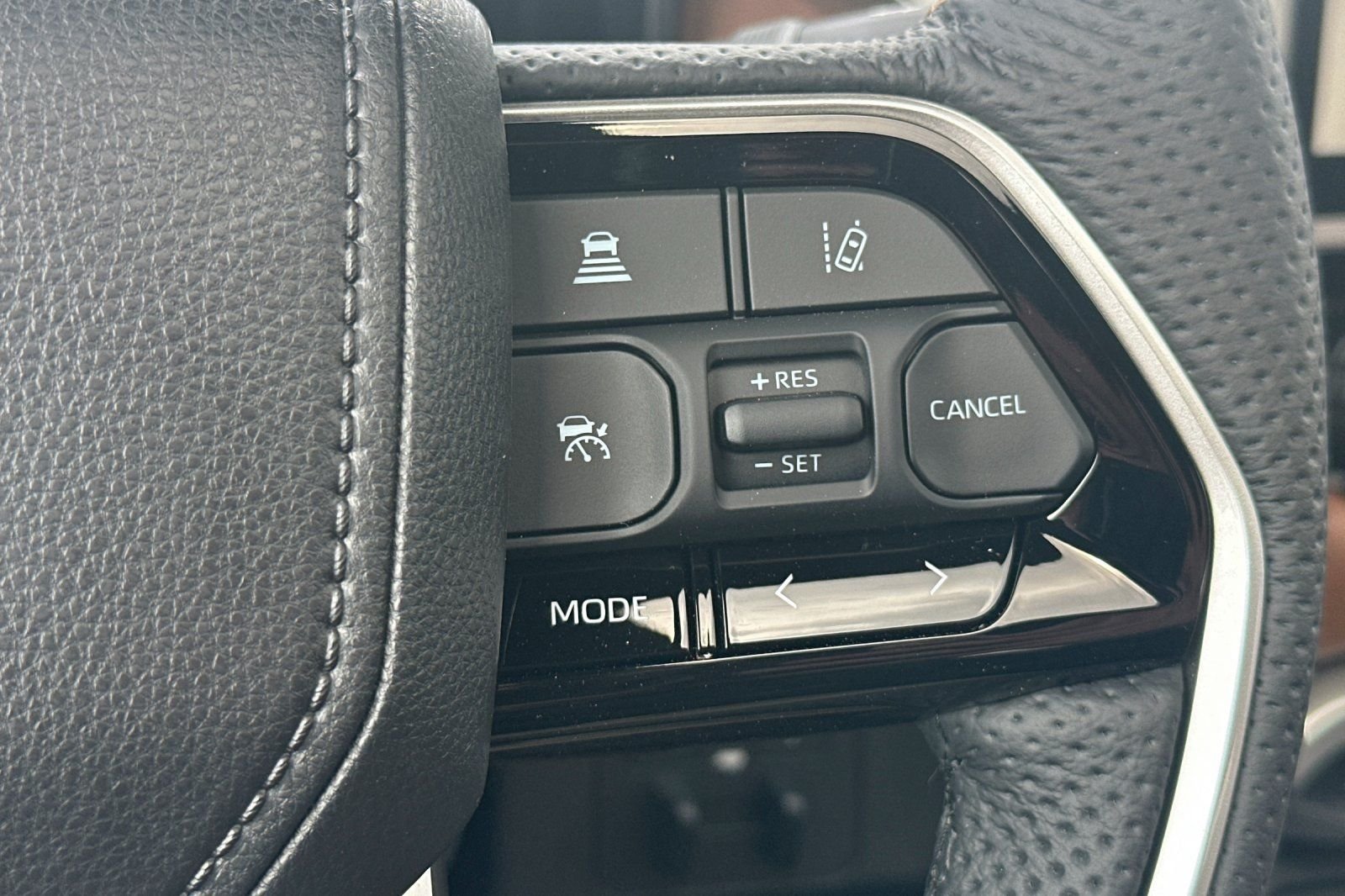 2025 Toyota Tundra 1794 Edition - Photo 27