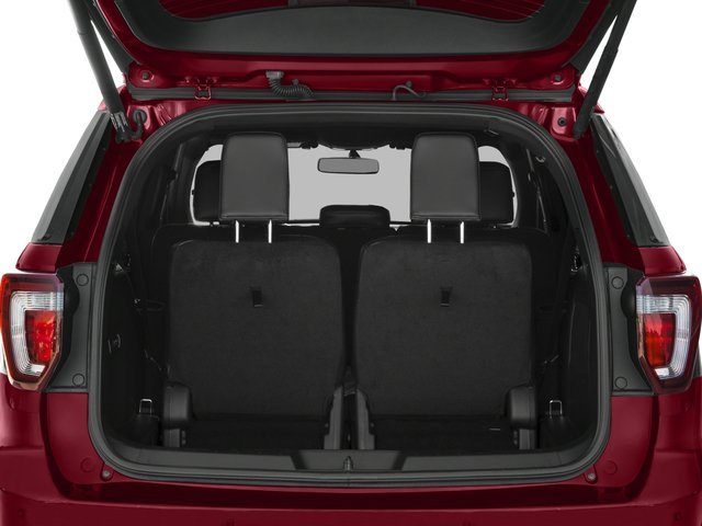 Used 2017 Magnetic Ford Sport image 12