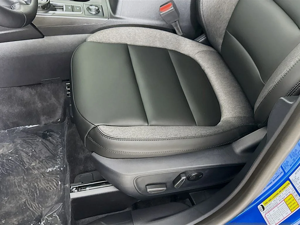 New 2025 Velocity Blue Metallic Ford Big Bend image 18