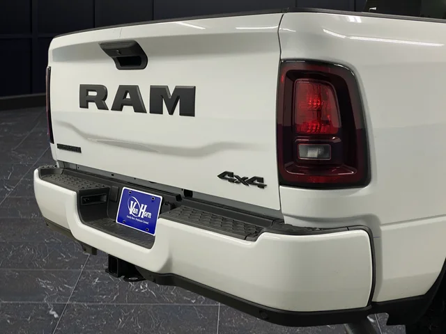 New 2026 Bright White Clear-Coat Exterior Paint RAM Big Horn image 35