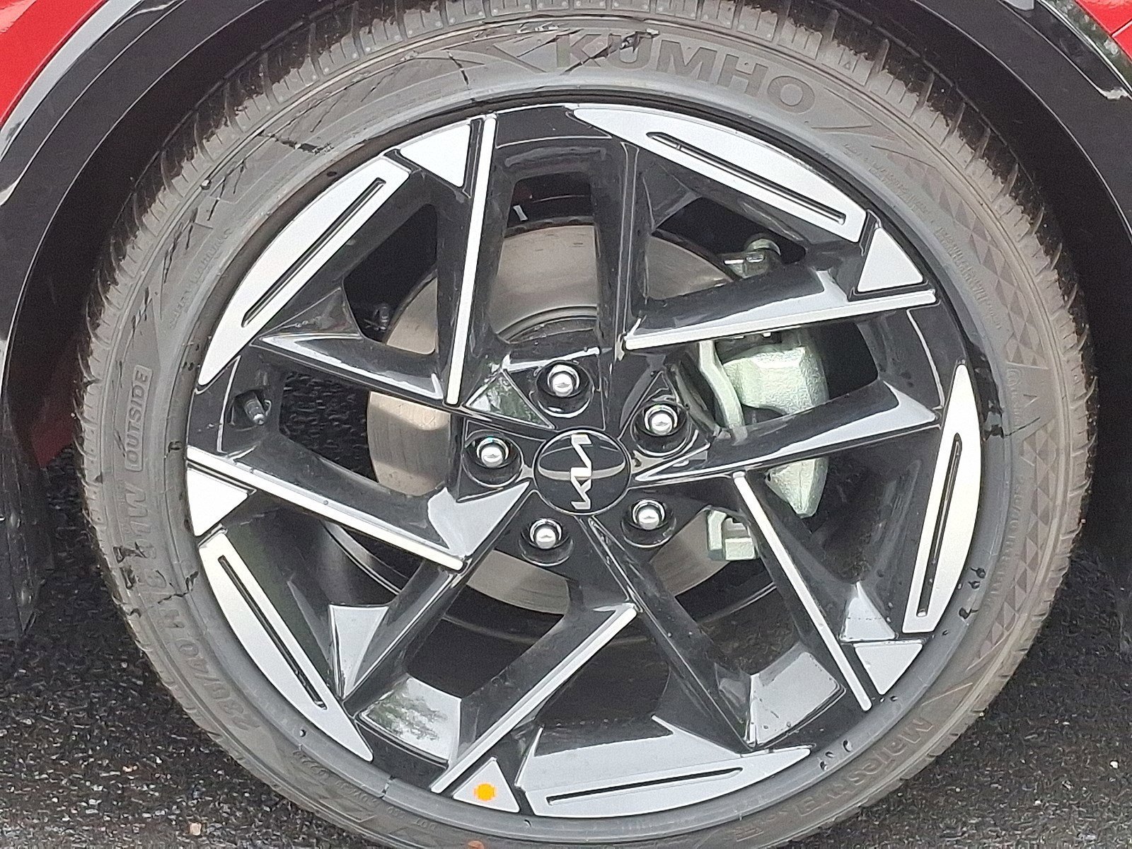 2025 Kia K4 GT-Line - Photo 9