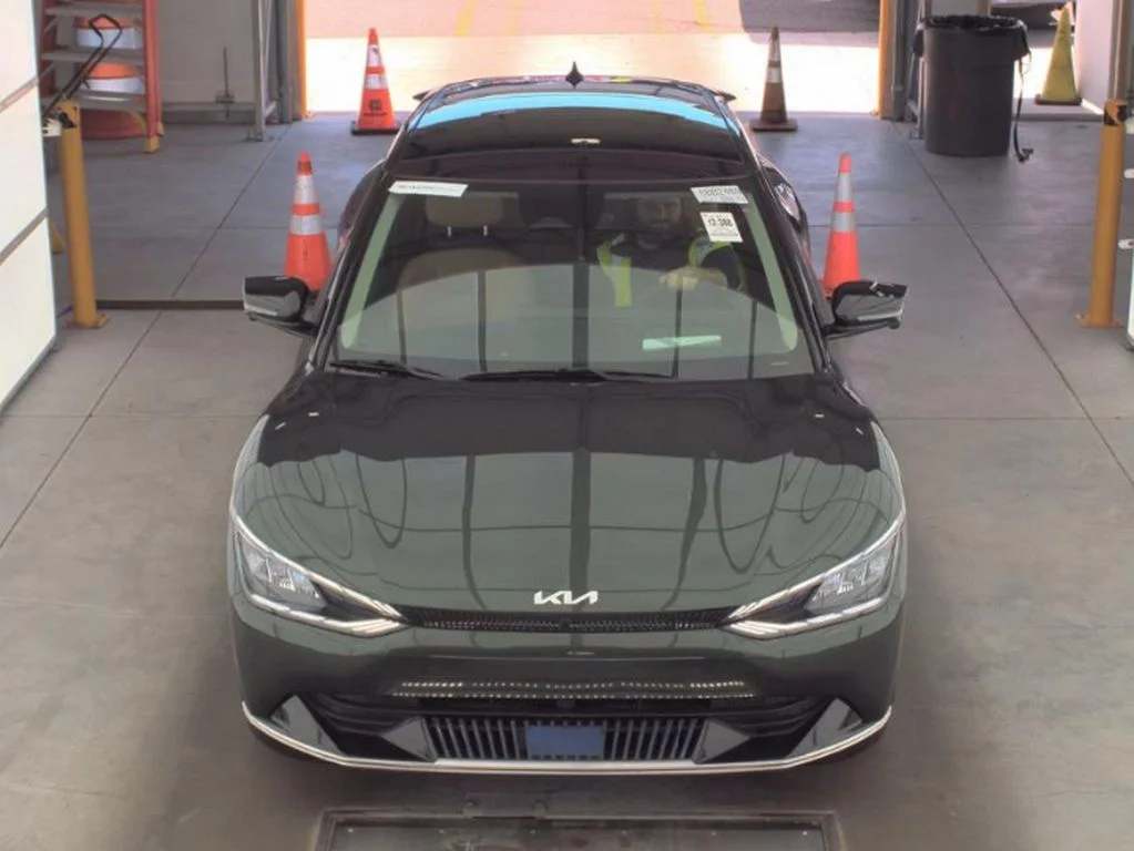 Used 2023 Kia EV6 GT-Line with VIN KNDC3DLC8P5152073 for sale in Parma, OH