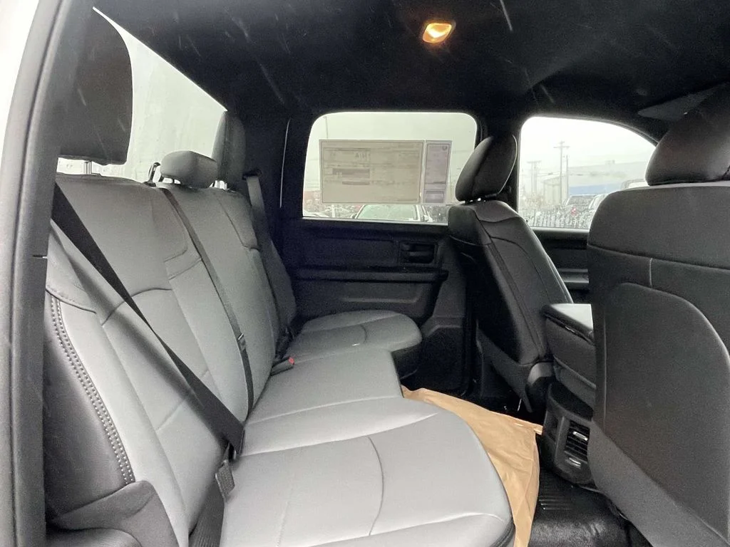 New 2026 Bright White Clearcoat RAM Tradesman image 17