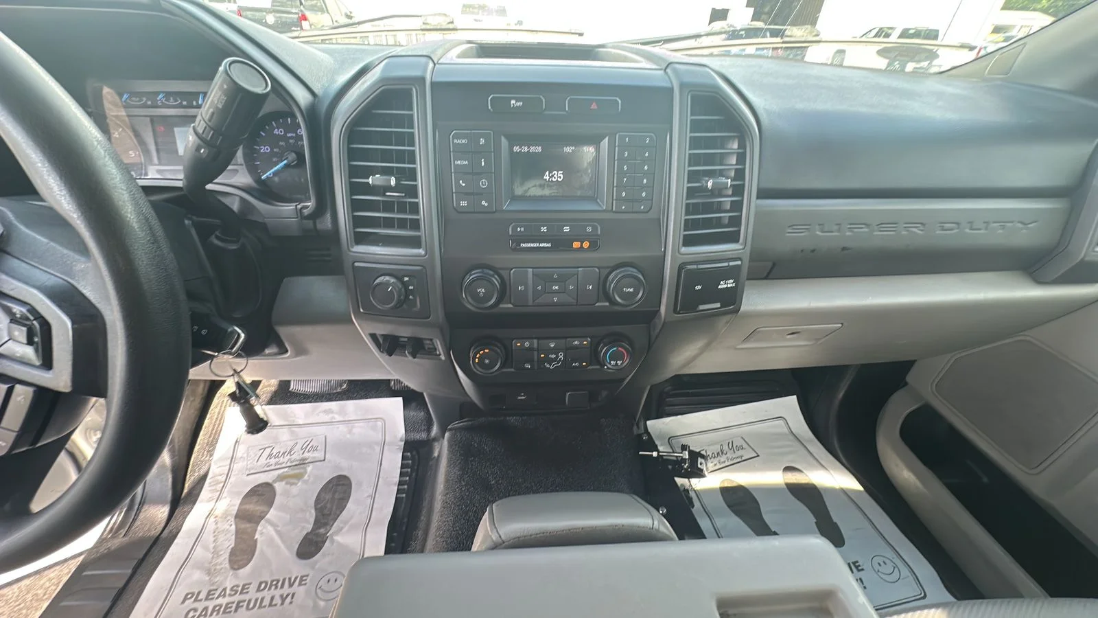 Used 2020 White Ford XL image 12