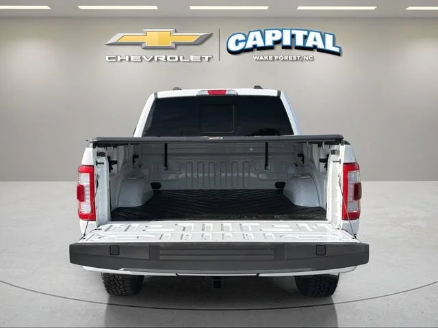 Used 2023 White Ford LARIAT image 11