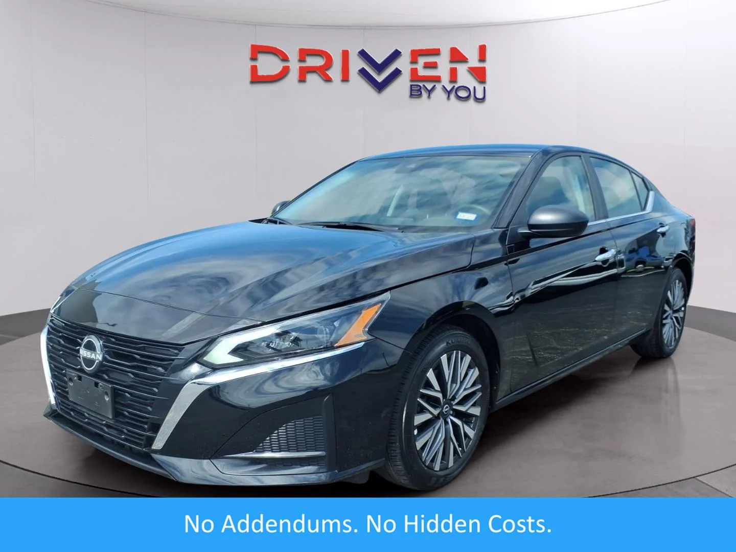 Used 2025 Super Black Nissan SV image 1
