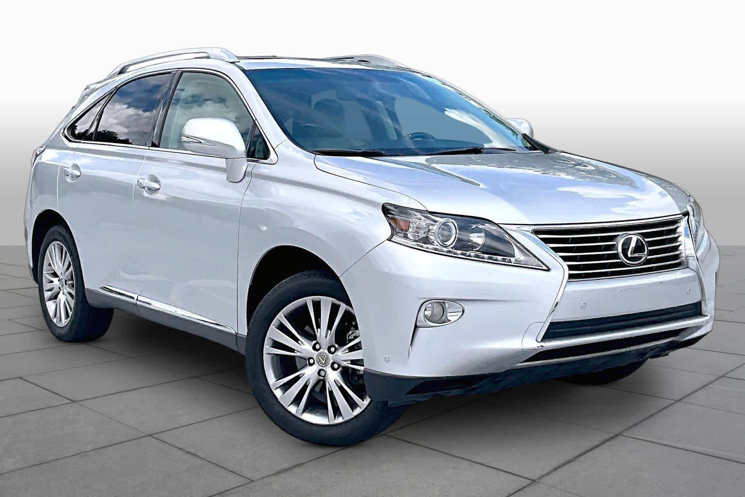 Used 2013 Silver Lining Metallic Lexus  image 3