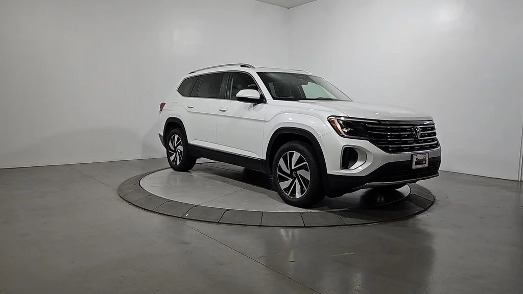 New 2026 White/off-white Volkswagen 2.0T SEL image 7