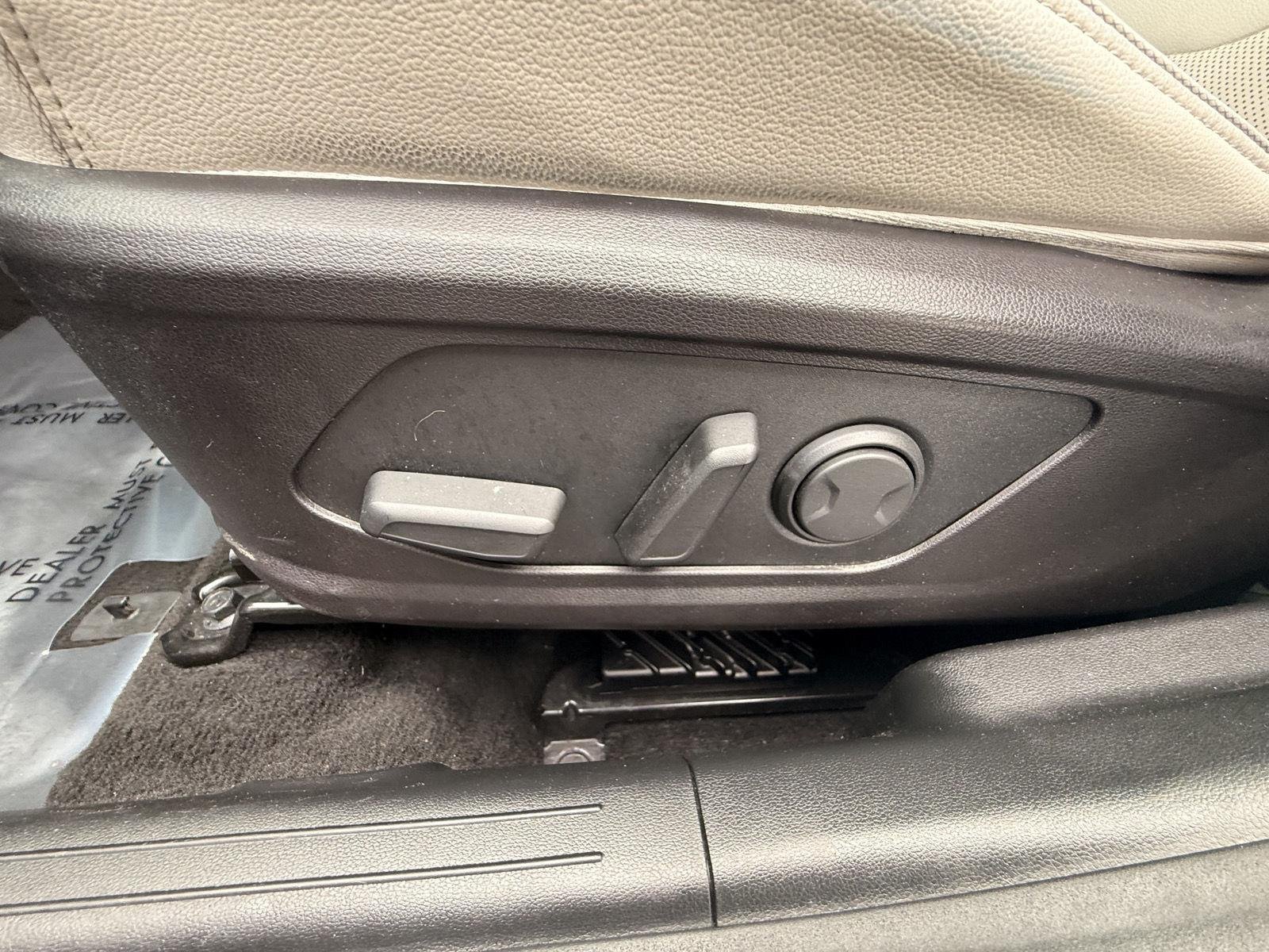 Used 2022 Portofino Gray Hyundai Limited image 15
